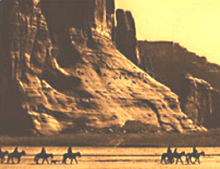 Navajos a Ca�on de Chelly, nel
                nord-est dell'Arizona