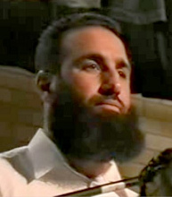 Samir Abu Hamza, ein
                      Islam-Kleriker in Australien, der friedlich wirkt,
                      der aber predigt, man d�rfe Frauen schlagen und
                      vergewaltigen. Das ist dann nicht mehr so
                      friedlich