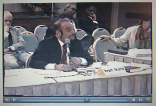 Joram Scheftel / Yoram Sheftel bei
                                einem Vortrag �ber Demjanjuk (Foto 2)
                                [32]