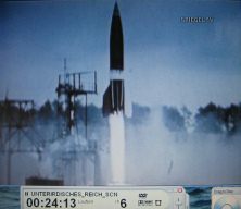 Rakete V2 beim Start 02