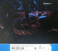 Kohnstein 26, Tunnel mit Tr�mmerteilen
                          vom Raketenbau, ein Rad an einer Achse 03