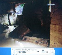 Abschussrampenbunker
                        in Watten 05. Tr�mmer im Wasser 01