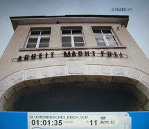 KZ Grossrosen 06, Eingang mit der
                        �berschrift "Arbeit macht frei"