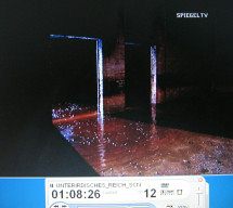 Strassentunnel Berlin 06, jemand hat eine
                          Zwischenwand eingebaut