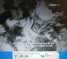 Obersalzberg-Berghof 42, US-Film,
                          SS-Baracken bombardiert