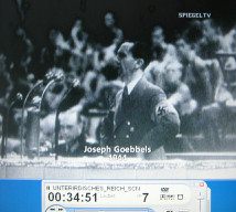 Goebbels-Rede 1944 03: Goebbels
                          spricht