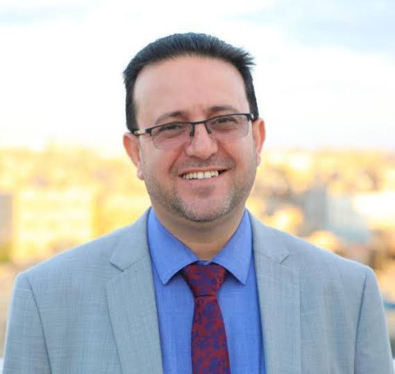 Völkermord-Israel in Gaza City am 2.7.2025 -
13:40h: Zionbomben killen den Direktor des
Indonesischen Spitals von Gaza City - Dr. Marwan
Al-Sultan - KRIEGSVERBRECHEN Völkermord-Israel
in Gaza City am 2.7.2025 - 13:40h: Zionbomben killen
den Direktor des Indonesischen Spitals von Gaza City -
Dr. Marwan Al-Sultan - KRIEGSVERBRECHEN