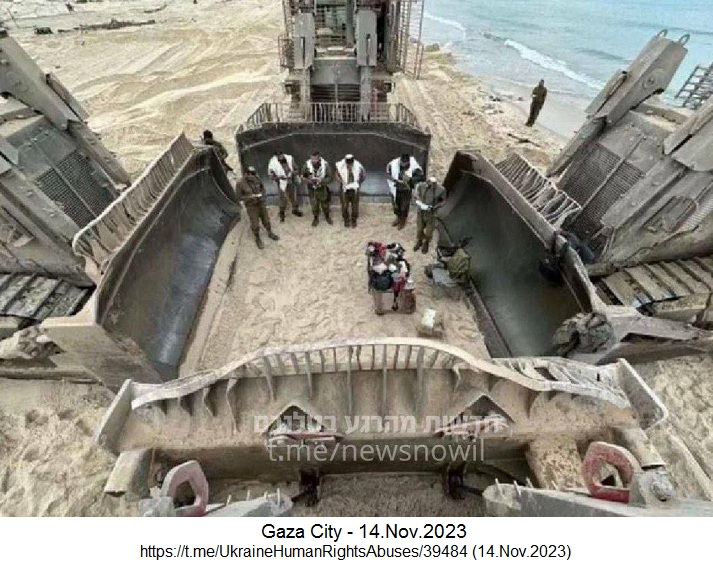 Gaza City 14.Nov.2023: Dieses Naziland Israel hat Bagger so gross wie Wohnblöcke, und mit denen wird nun ganz Gaza City abgerissen: Hier beten ein paar Militär-Nazijuden am Strand im Schutze von 4 Gigabaggern Gaza City 14.Nov.2023: Dieses Naziland Israel hat Bagger so gross wie Wohnblöcke, und mit denen wird nun ganz Gaza City abgerissen: Hier beten ein paar Militär-Nazijuden am Strand im Schutze von 4 Gigabaggern
