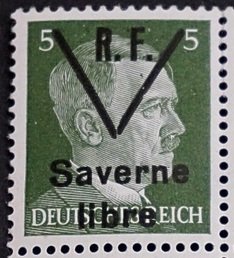 Hitler
                    auf Briefmarke, Profil