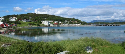 Noruega: Tj�tta / Tj�tta in a bay