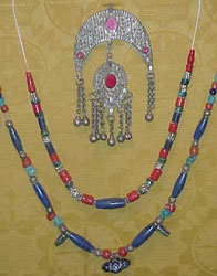 Joyer�a oriental 01, seg�n la iglesia un
                          "pecado"