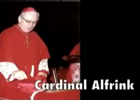 El cardenal Alfrink, un satanista
                criminal (v�deo de 4h - 33'31'')
