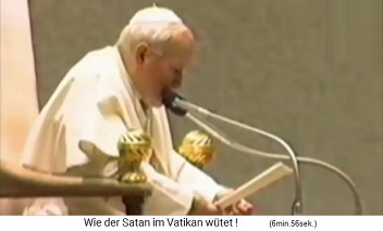 Der
                schwul-kriminelle Papst Johannes-Paul II preist den
                schwul-kriminellen P�dophilen Maciel als
                "hervorragenden F�hrer der Jugend"