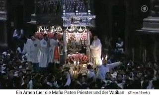 Catania, das Fest
                    der heiligen Agathe 08, die Hauptstatue auf dem
                    Wagen