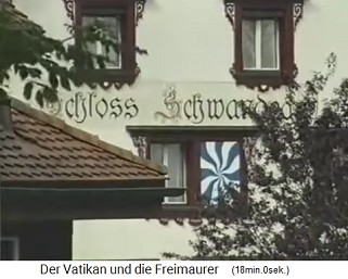 Menzingen, Schloss Schwandegg,
                      das Zentrum der verirrt-rassistischen
                      Piusbruderschaft, Schriftzug