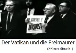 Paysley im Europ�ischen
                  Parlament mit dem Plakat "Papst Johannes-Paul II
                  ist der Antichrist"