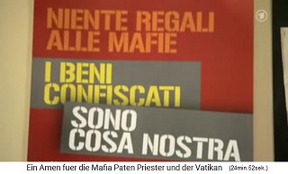 lemas de
                    "Libera": No regalos a la mafia (niente
                    regali all mafie)