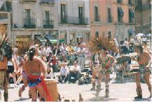 Mexiko /
                        Mexico City: Tanz mit Federn und Trommeln